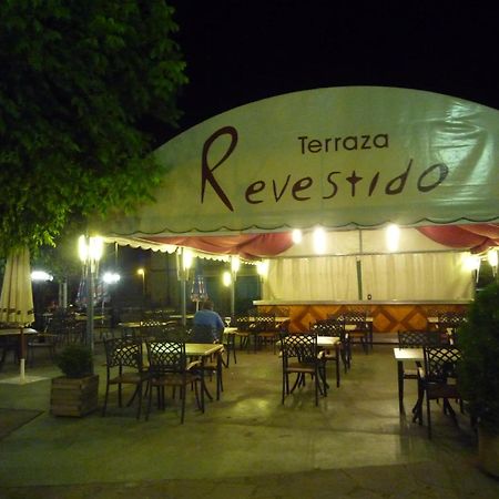 Hotel Restaurante Revestido Escalona  Ngoại thất bức ảnh