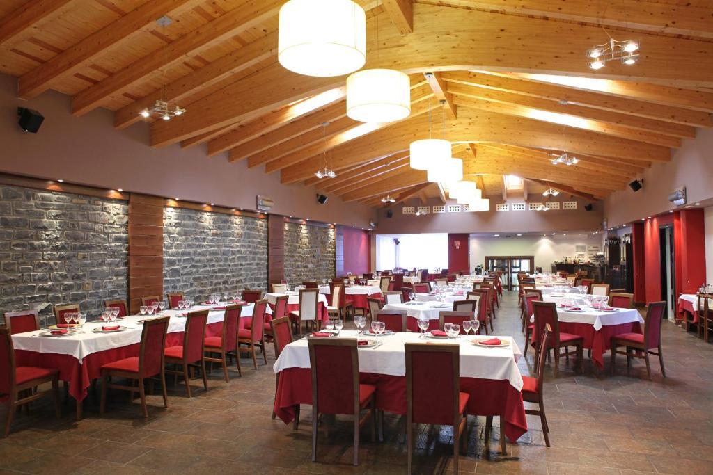 Hotel Restaurante Revestido Escalona  Ngoại thất bức ảnh